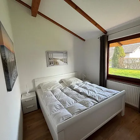Holiday home J10 Eingefriedetes In Eckwarderhoerne Butjadingen